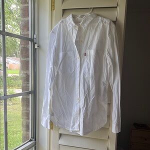 4/$25 SALE 100% Cotton Levi's White Casual Button Down Shirt Size Small